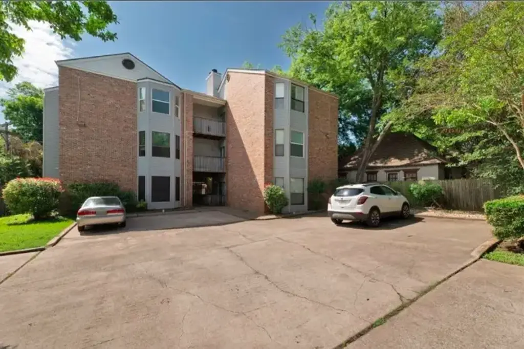 3011 Fruth Street 203, Austin