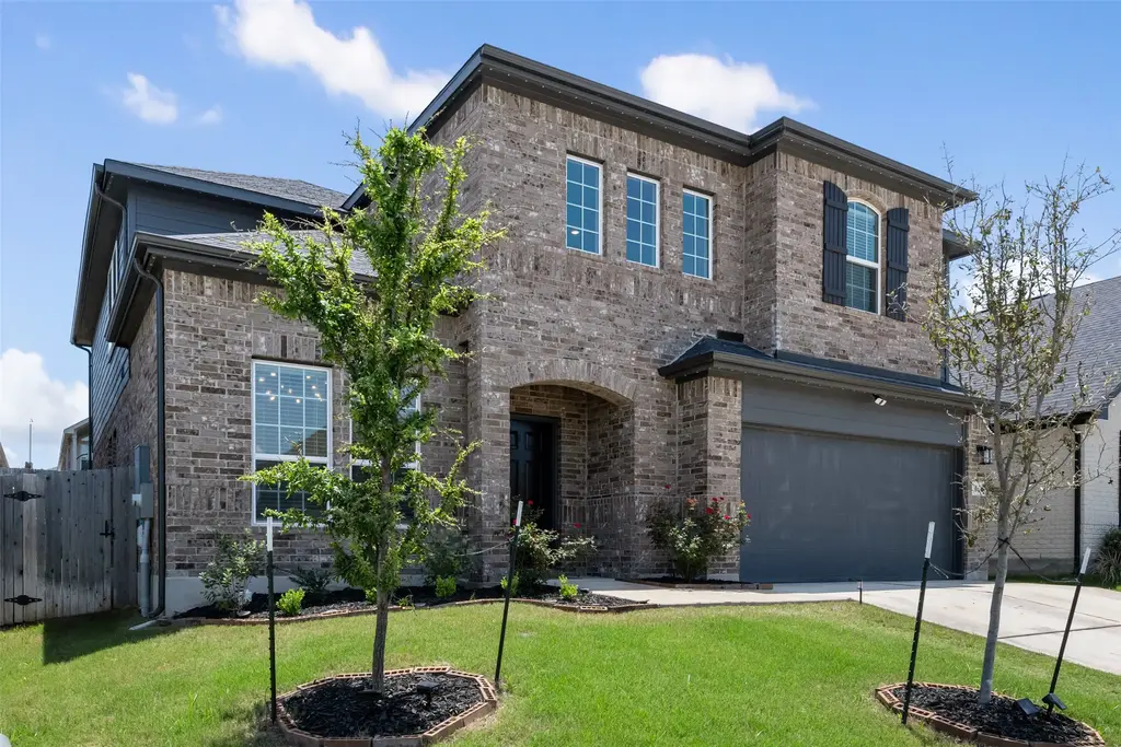 707 Sugar Cane Road, Buda