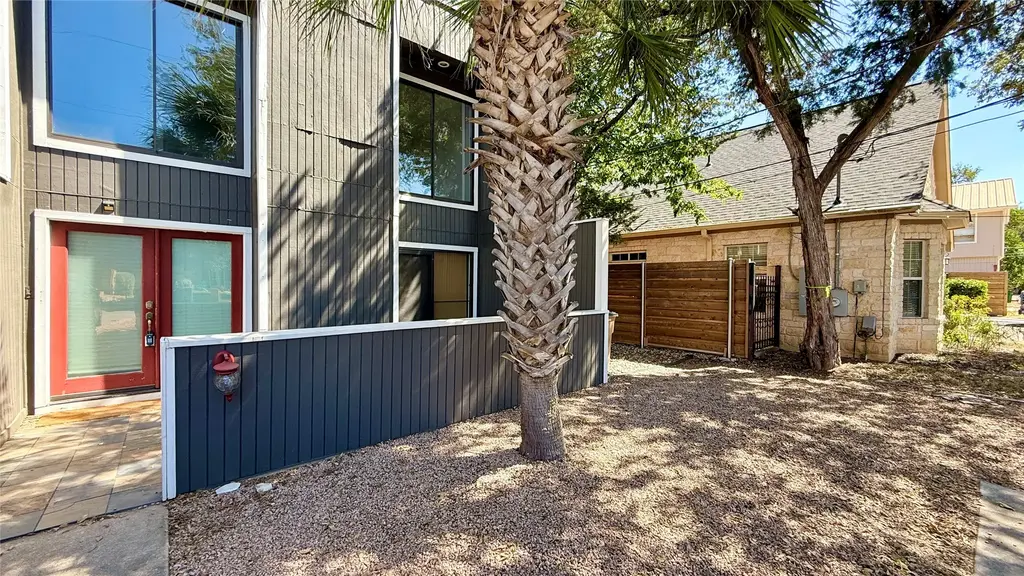 3402 Blumie Street, Austin