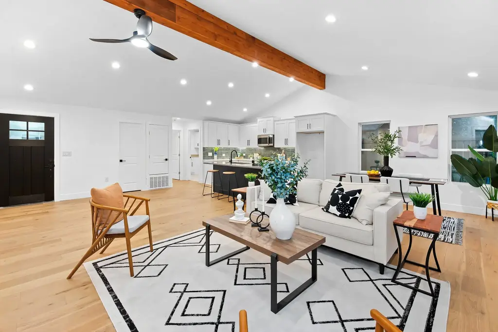8305 Briarwood Lane, Austin