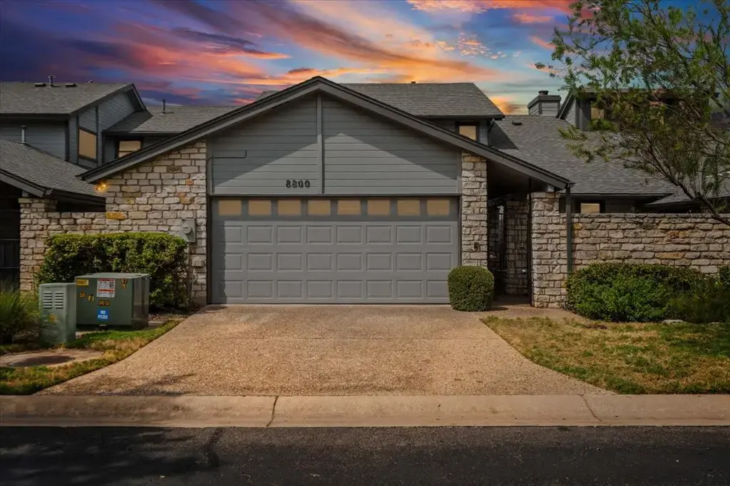 8800 Mariscal Canyon Drive, Austin