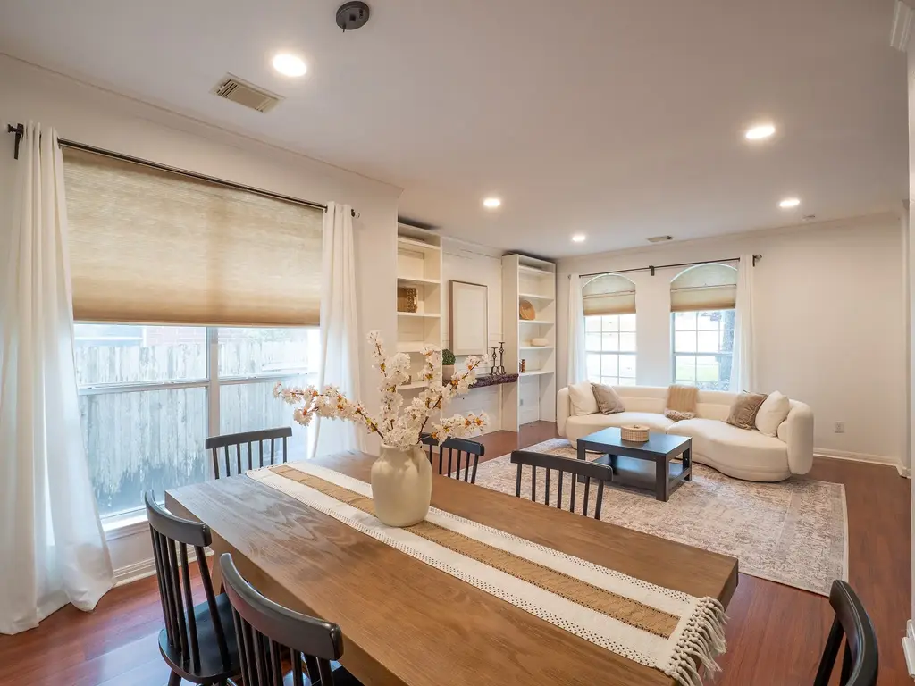 1733 Chasewood Drive, Austin