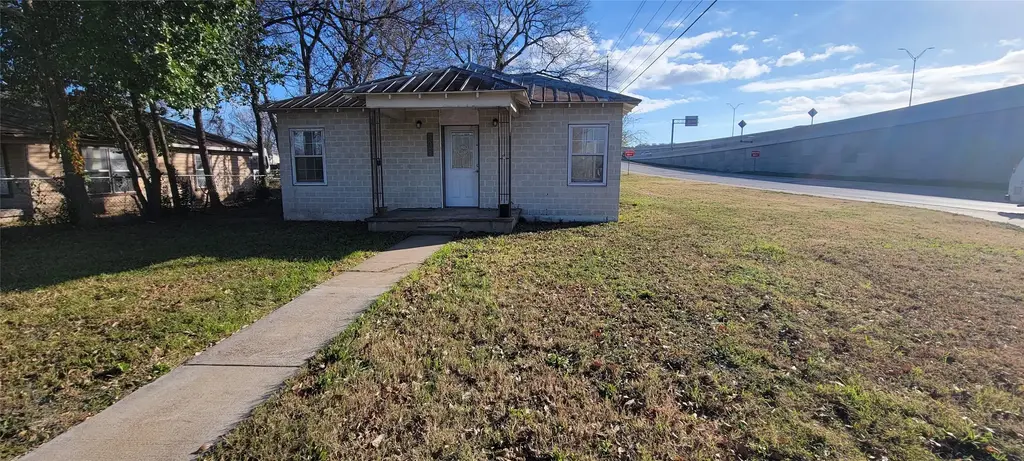 503 Martin Luther King Drive, Bastrop
