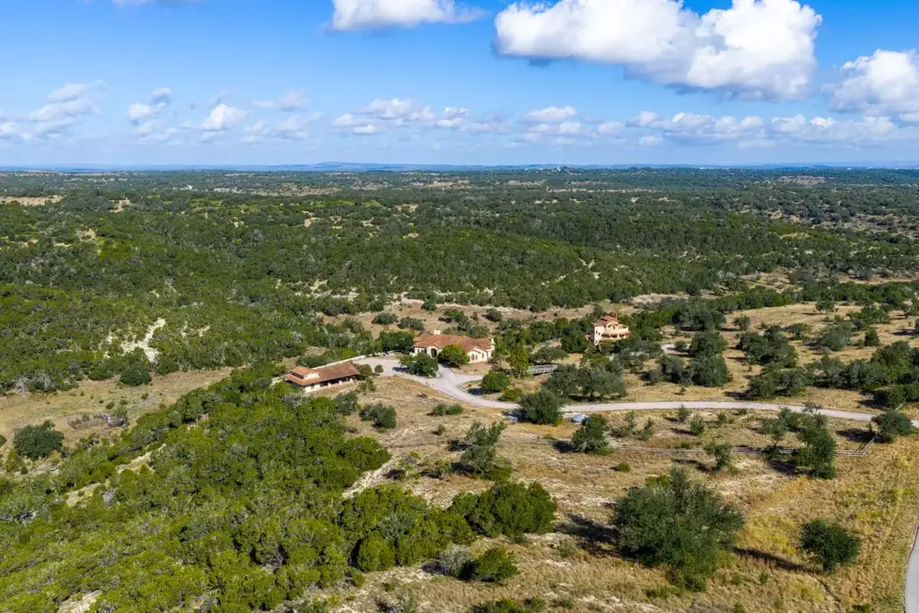 19201 Moreh Peak Pass, Austin