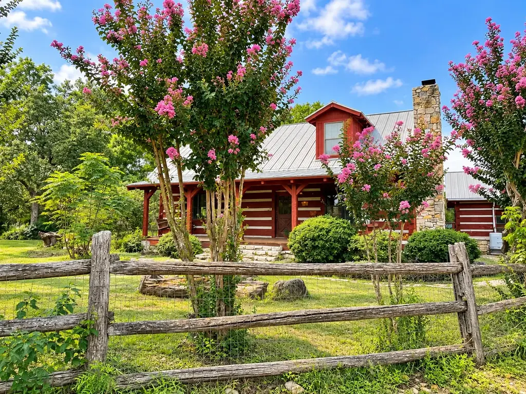 122 Briar Forest Drive, Bastrop