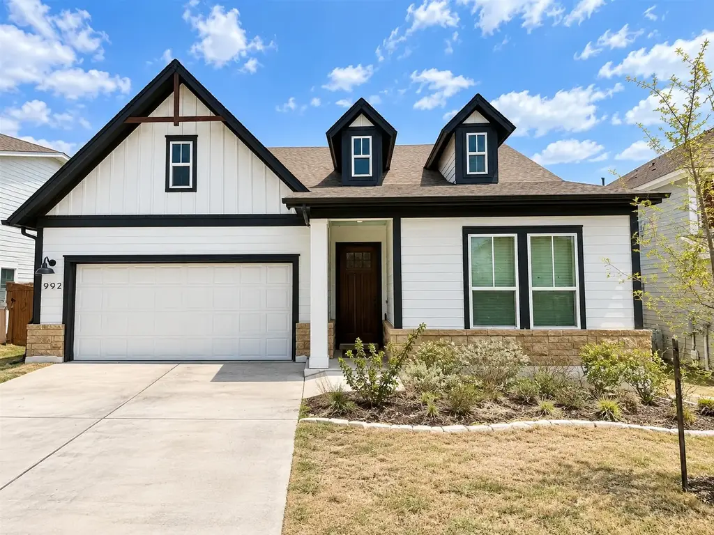 992 Hazy Hills Loop, Dripping Springs