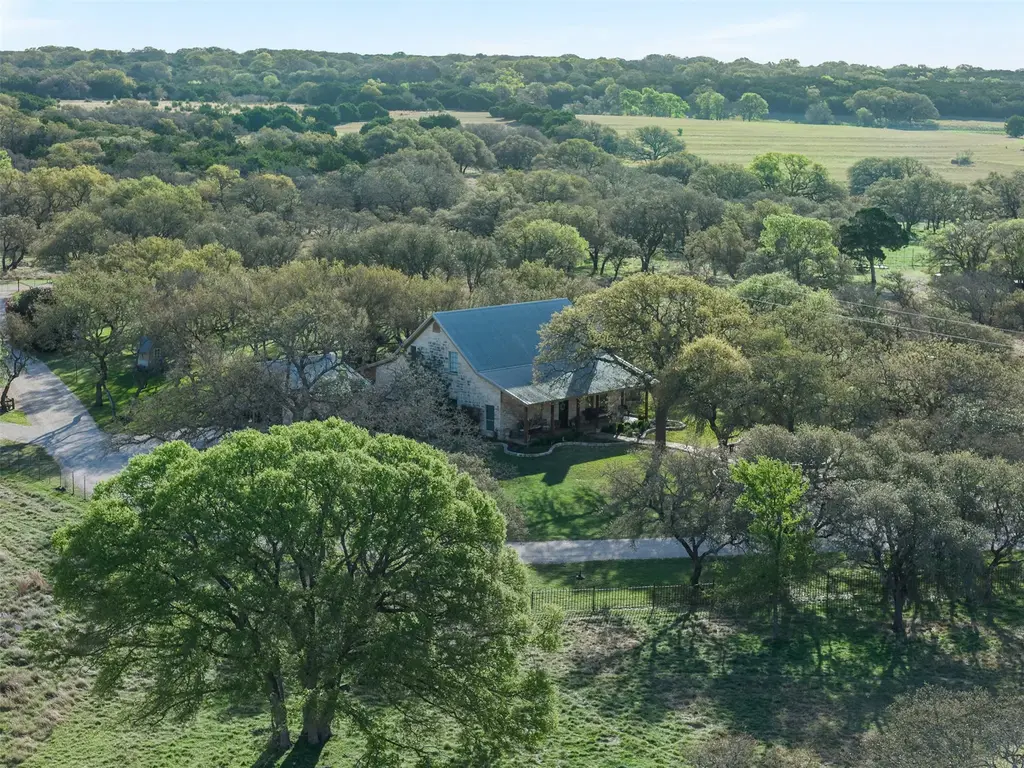 8901 County Road 108, Burnet