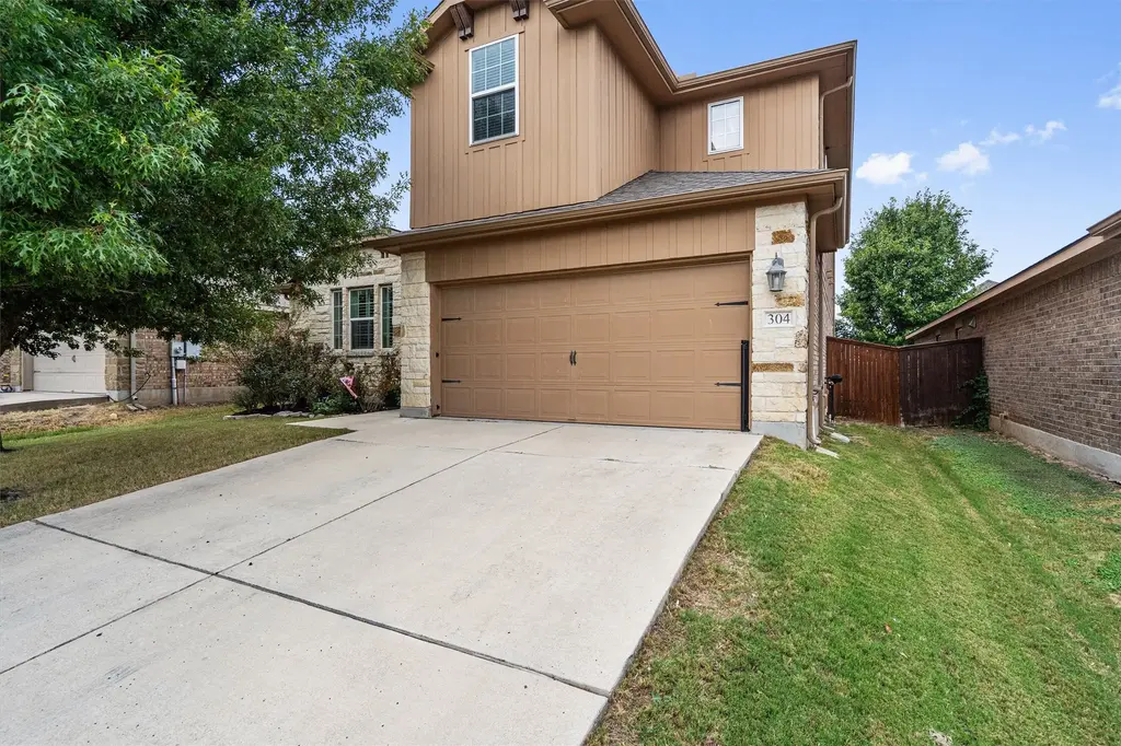 304 Peggy Drive, Liberty Hill