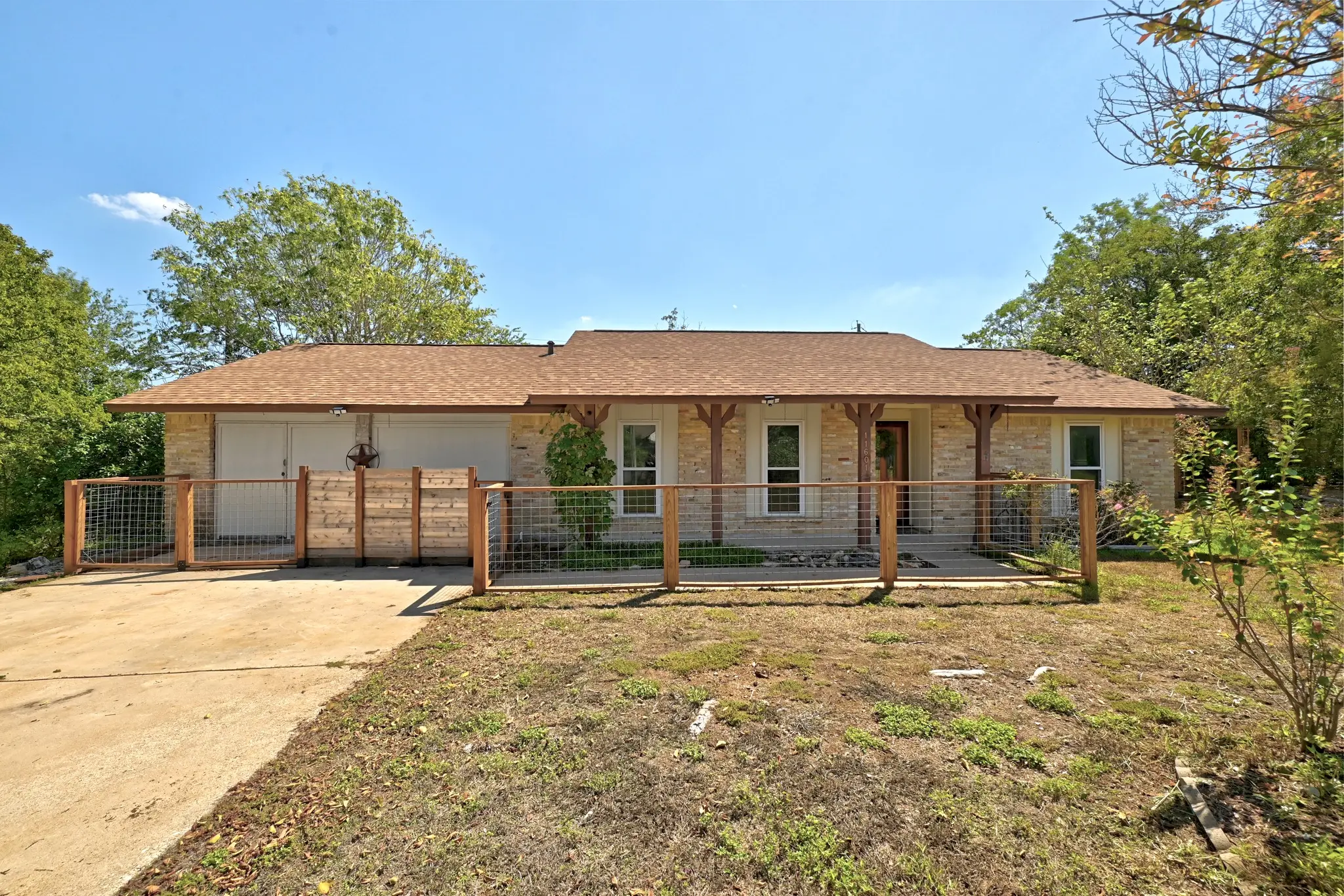 Photo of Listing #2187861