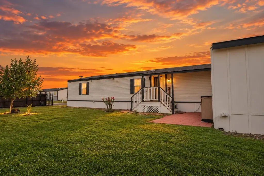 230 Vaquero Lane, Kyle