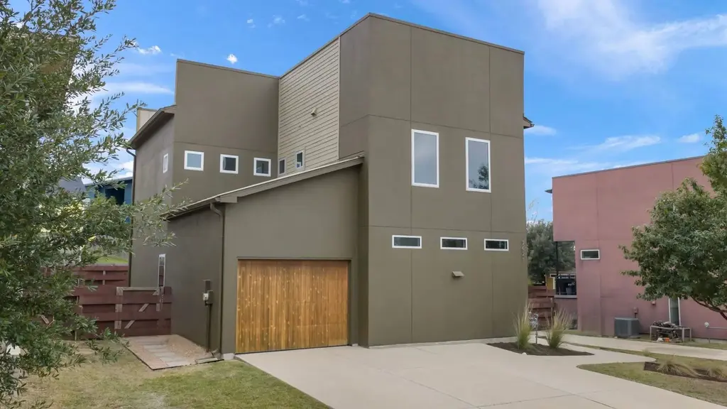 5421 Agatha Circle, Austin