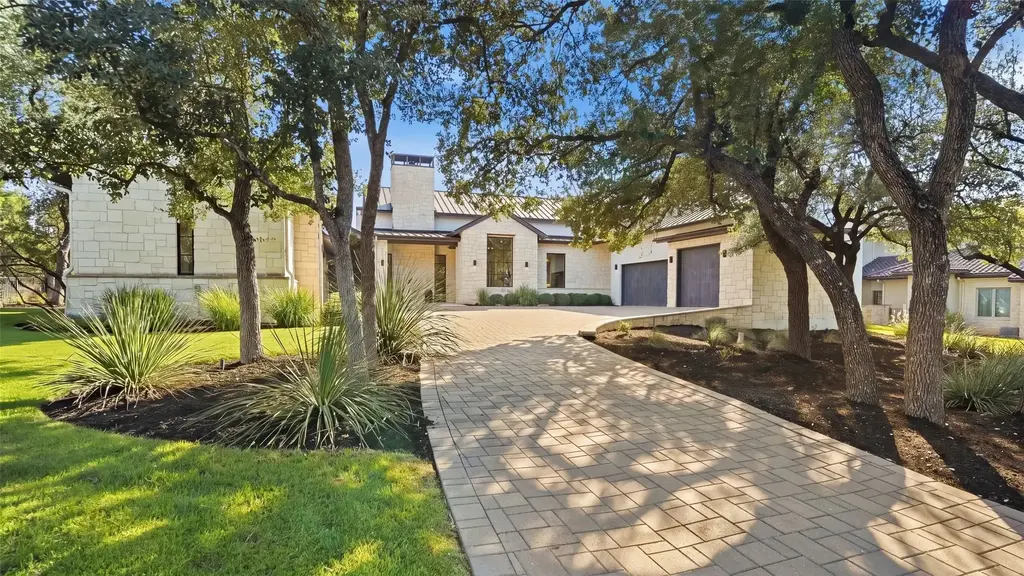 19101 Sean Avery Path, Spicewood