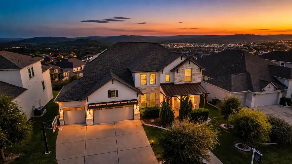 2301 Fossetta View, Leander