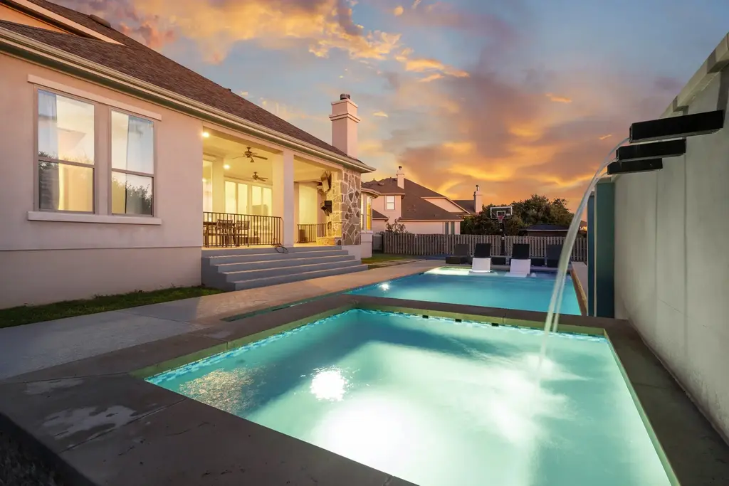 9024 Eagle Vista Court, Austin