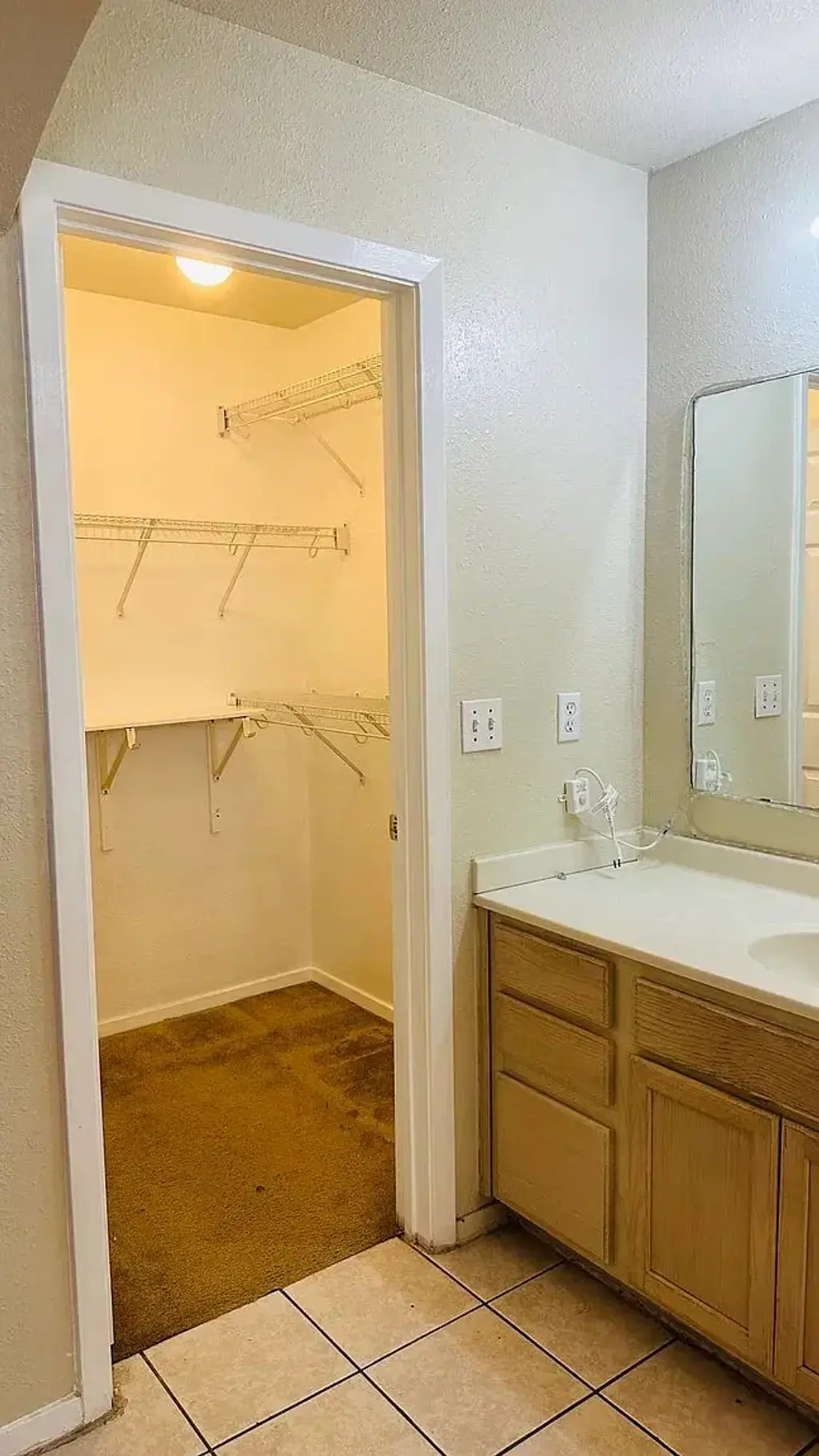 2222 Katy Lane B, Georgetown