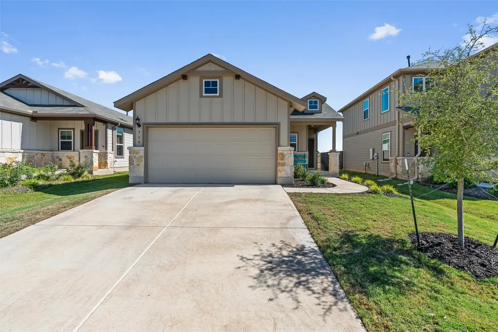 715 Papaya Drive, Buda