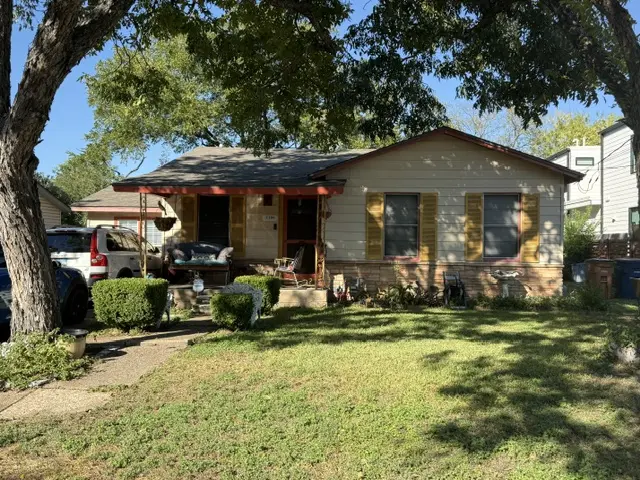 1106 Justin Lane, Austin