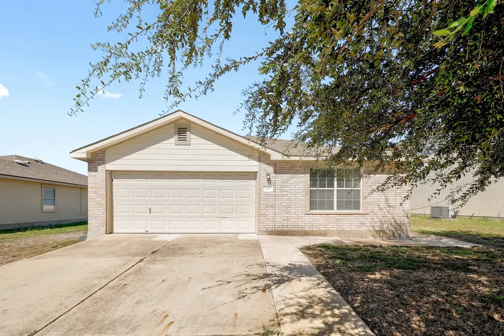 302 Phillips Street, Hutto