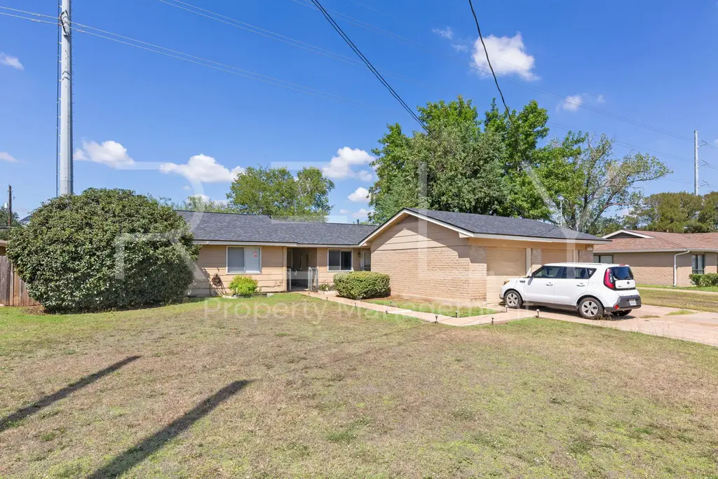 409 E Janis Drive B, Georgetown