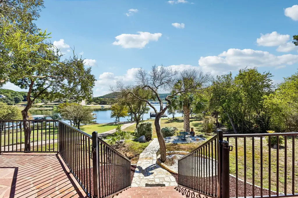 14277 Fm 2769, Leander