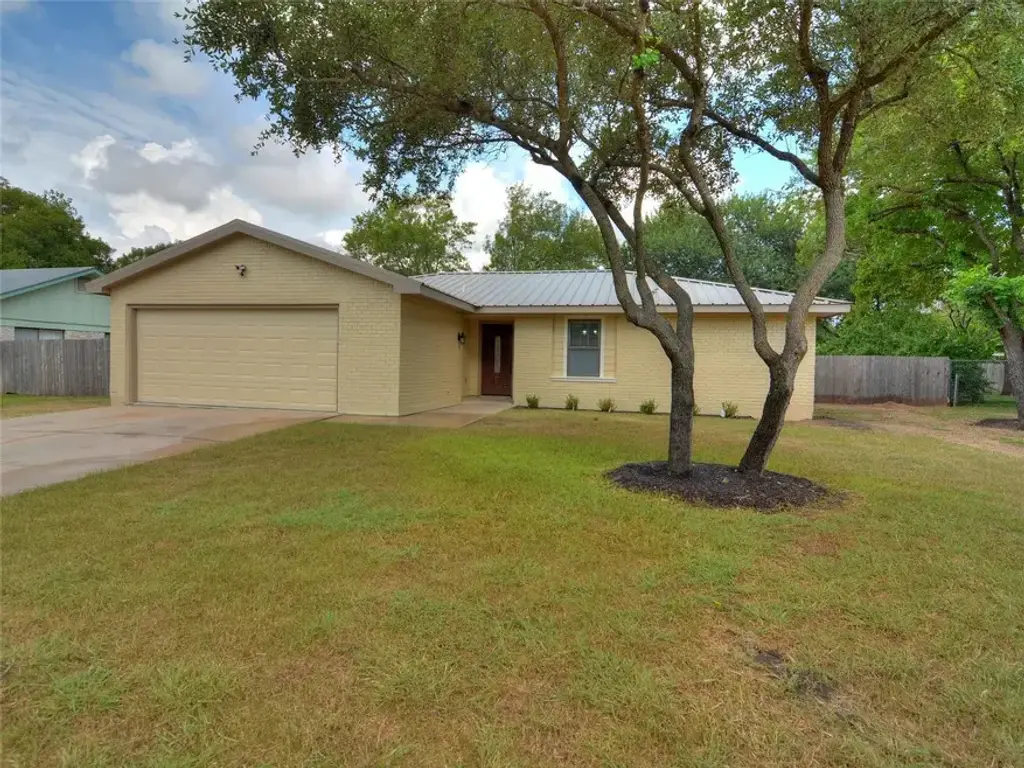 1004 Green Meadow Drive, Round Rock