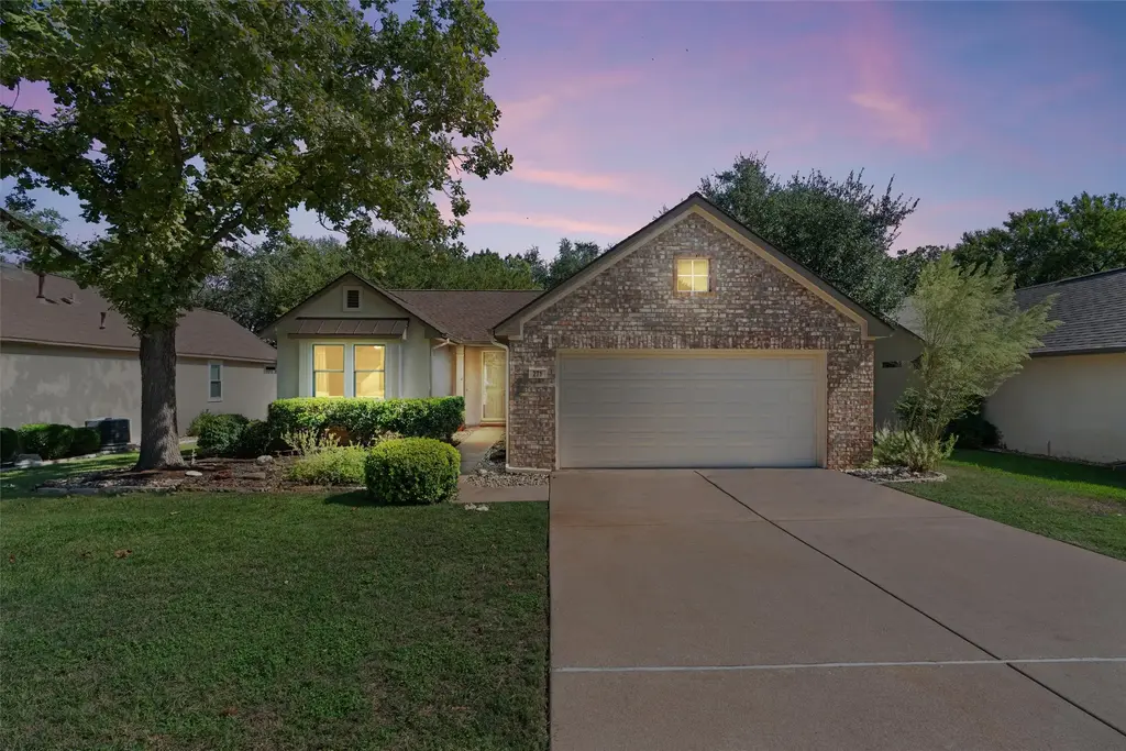 271 Whispering Wind Drive, Georgetown