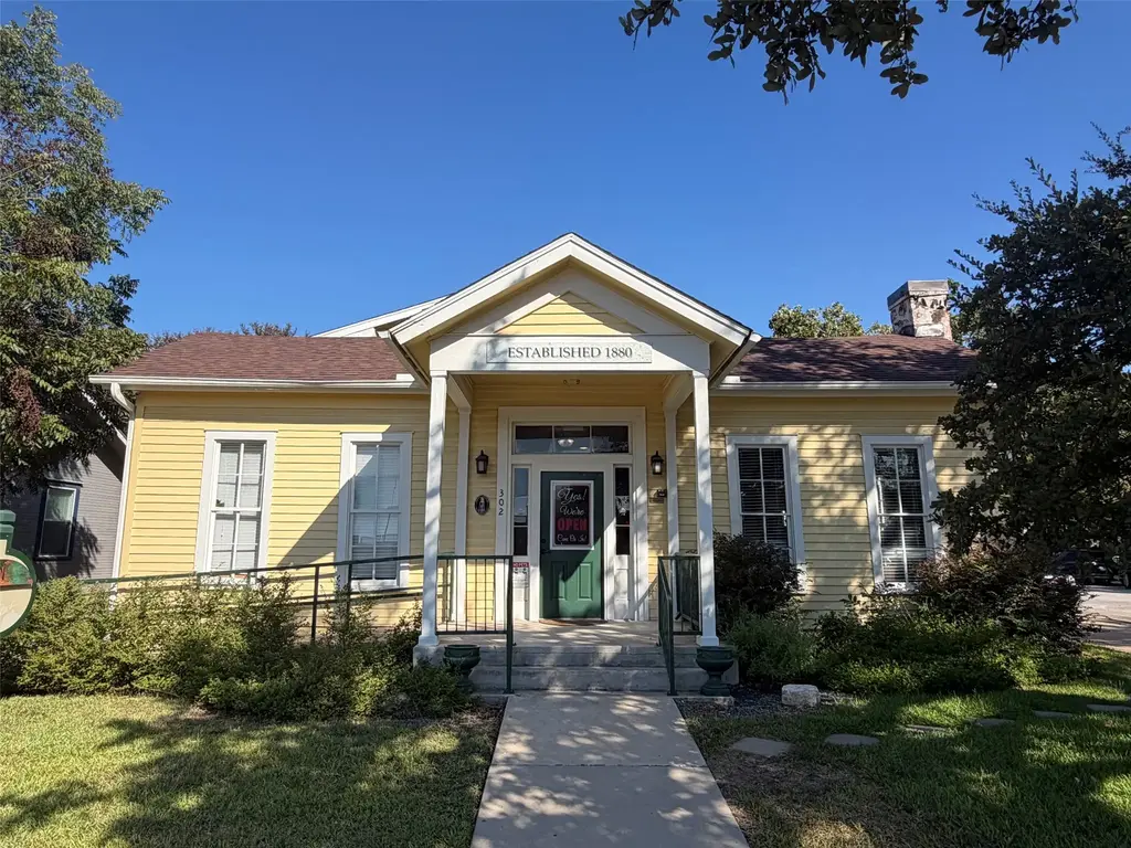 302 W Main Street 103, Round Rock