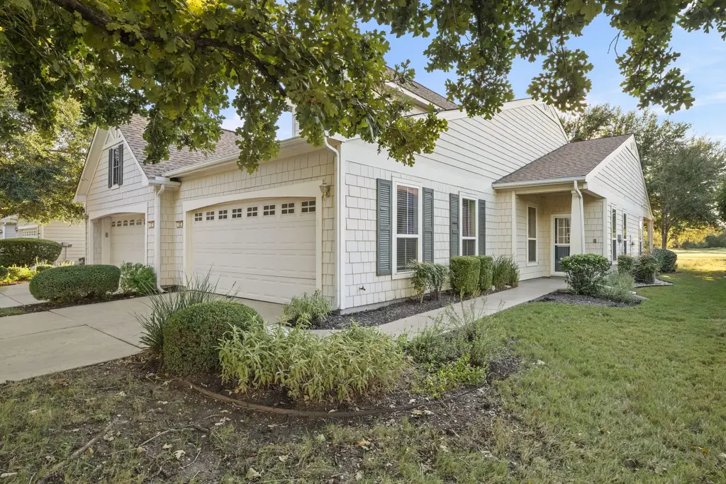 123 Dickens Circle, Georgetown