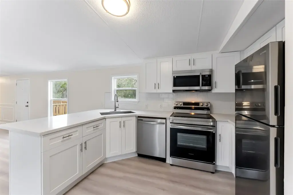 10507 Tarantula Court, Leander