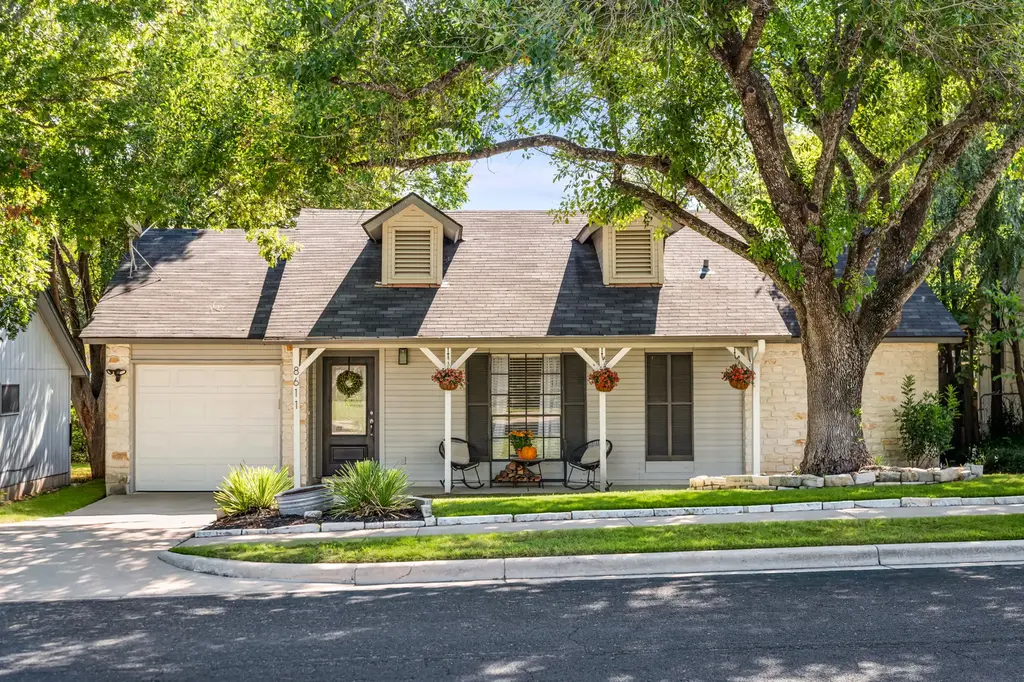 8611 United Kingdom Drive, Austin