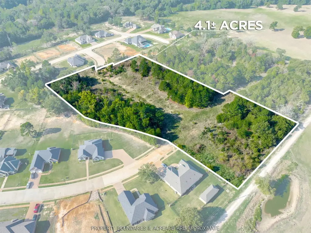 Corrigan Trails Boulevard, Lindale