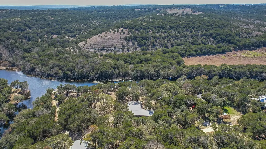 1165 Deer Lake Road, Wimberley