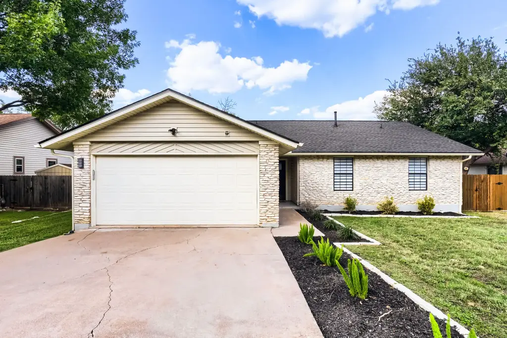 3606 Monument Drive, Round Rock