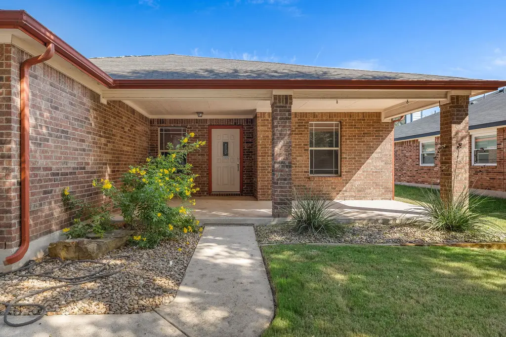 413 Peaceful Haven Way, Hutto