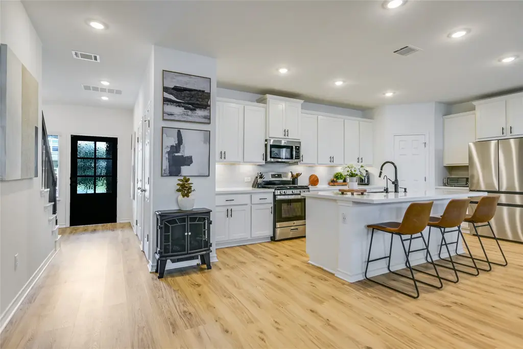 163 Longstraw Drive, Buda