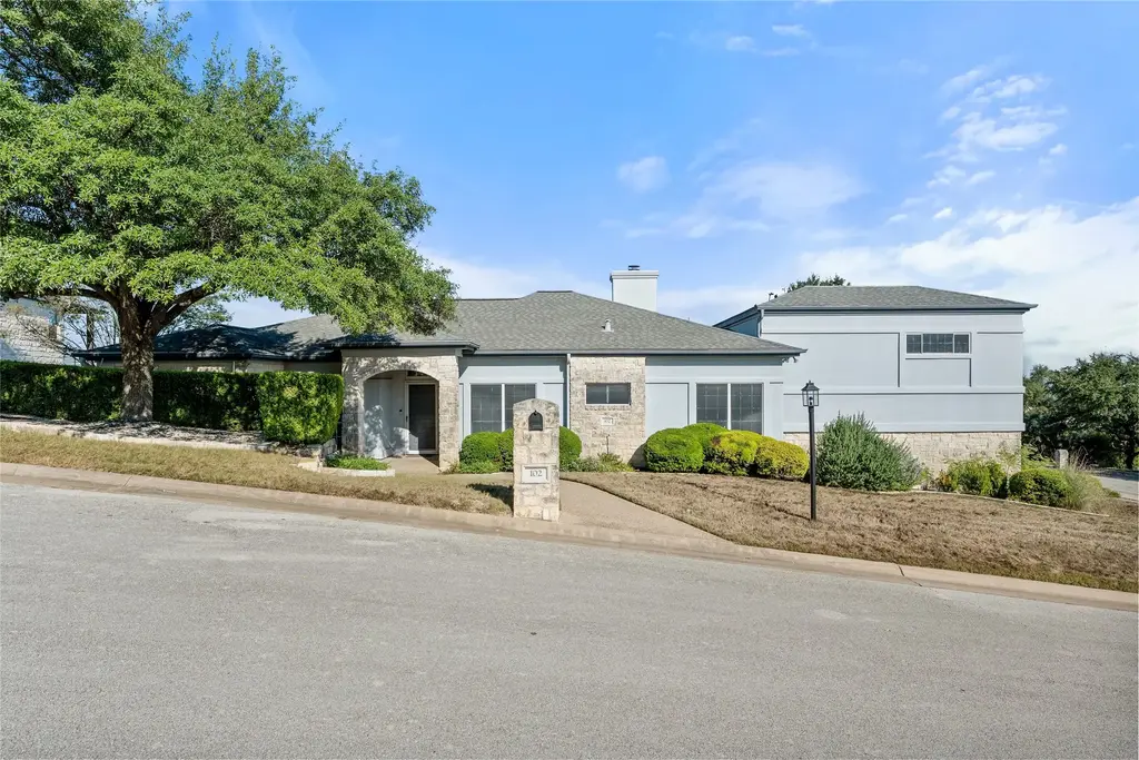102 Paragon Court, Lakeway
