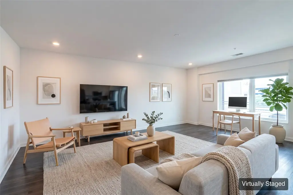 4361 S Congress Avenue 314, Austin