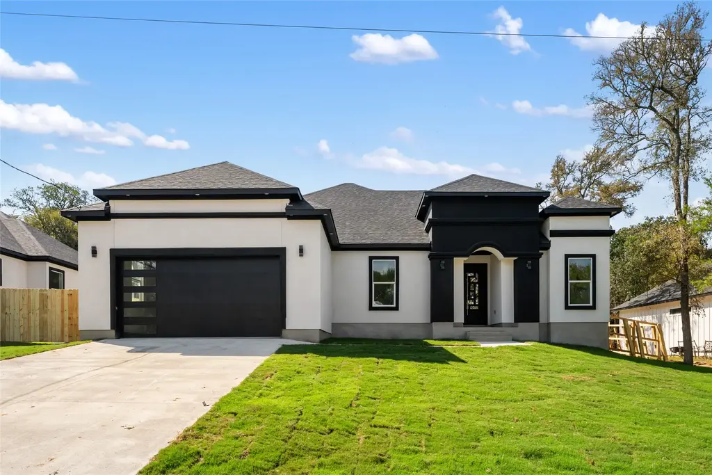 127 Hilea Court, Bastrop