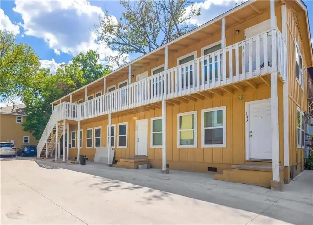 204 E 30th Street 102, Austin