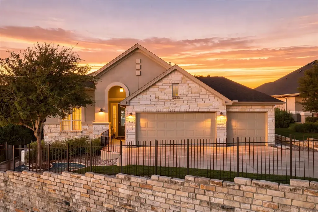 246 S Sage Hollow, Dripping Springs