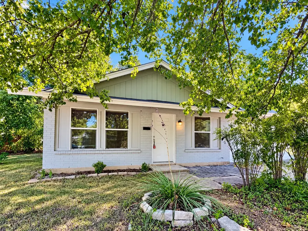 813 Emerald Wood Drive, Austin