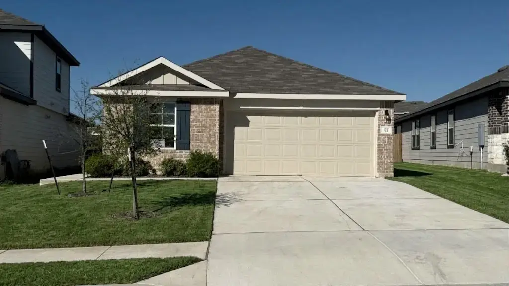 197 Santa Rosa Lane, Buda