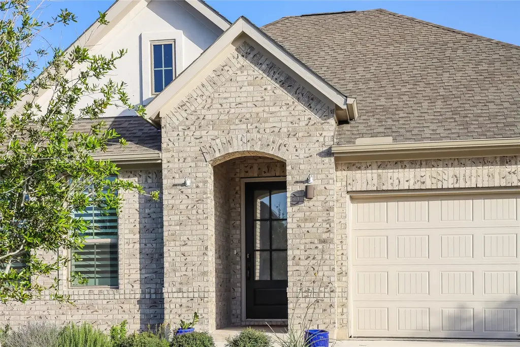 8000 Sunrise Ravine Pass, Lago Vista