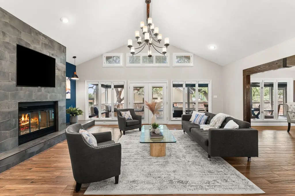 101 Explorer Cove, Lakeway