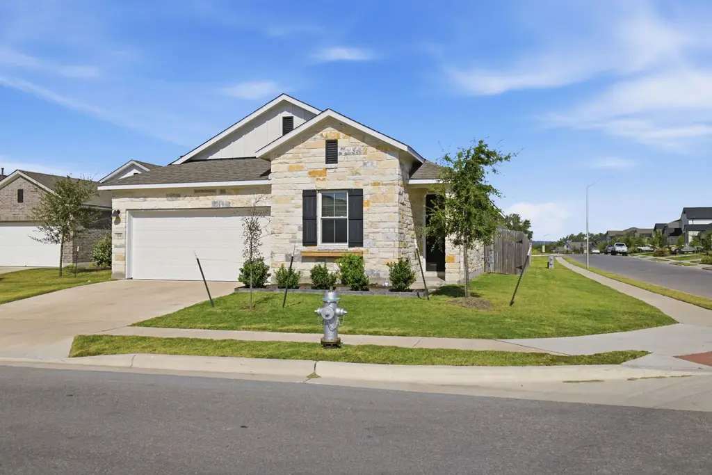 104 Ladolia Lane, San Marcos