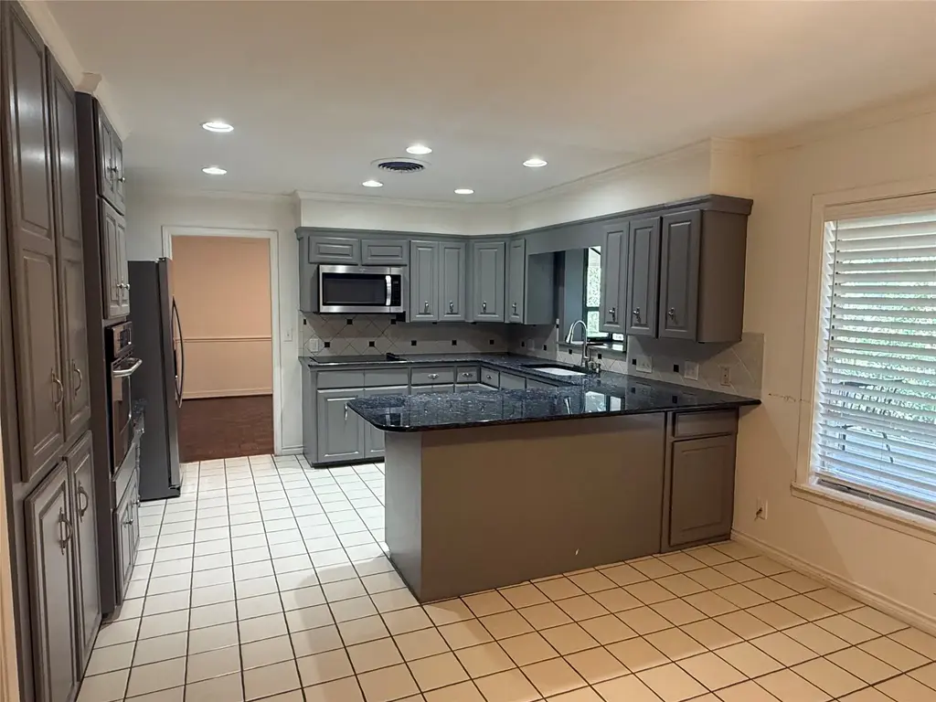 2803 Hubbard Circle, Austin