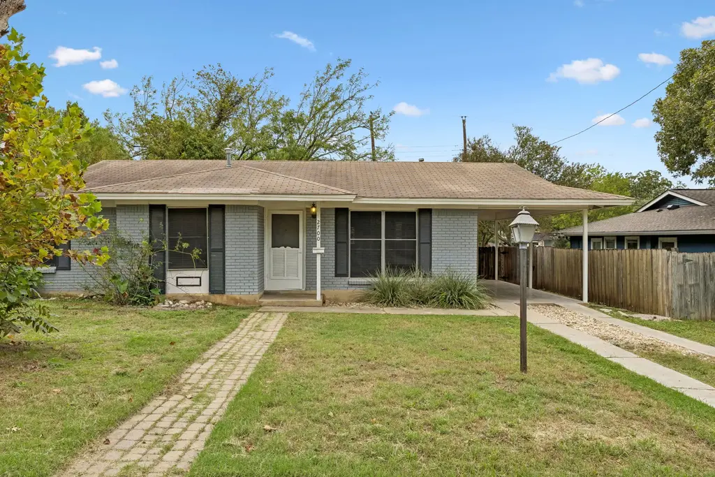 2700 E East Side Drive, Austin