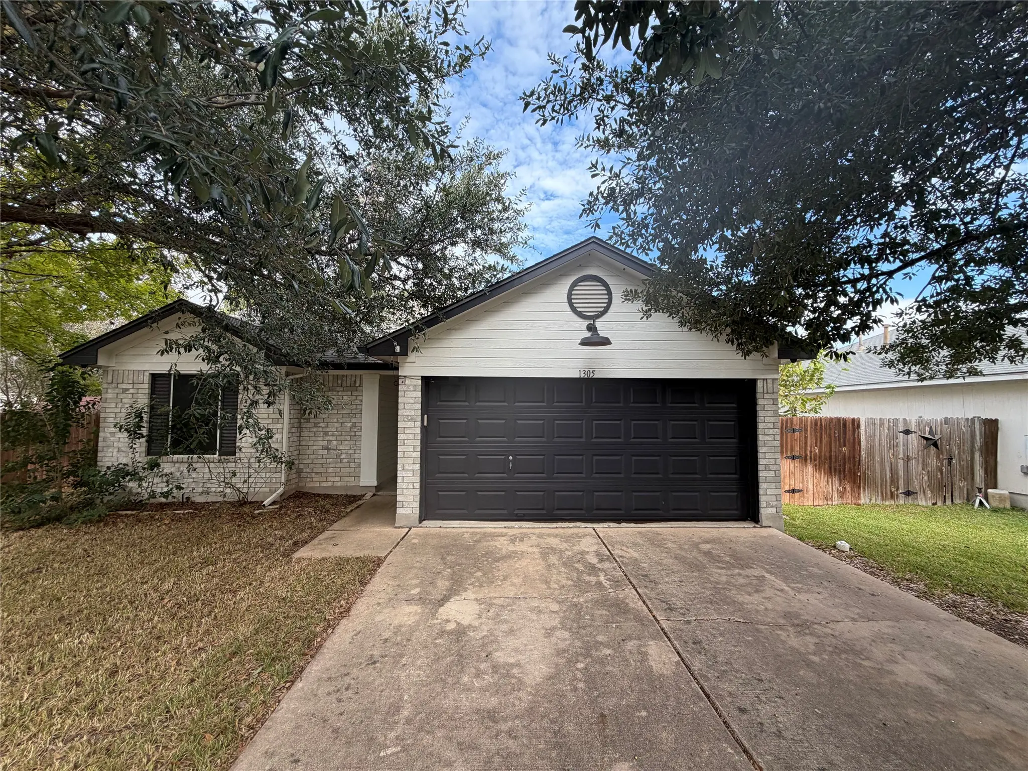 Photo of Listing #2951074
