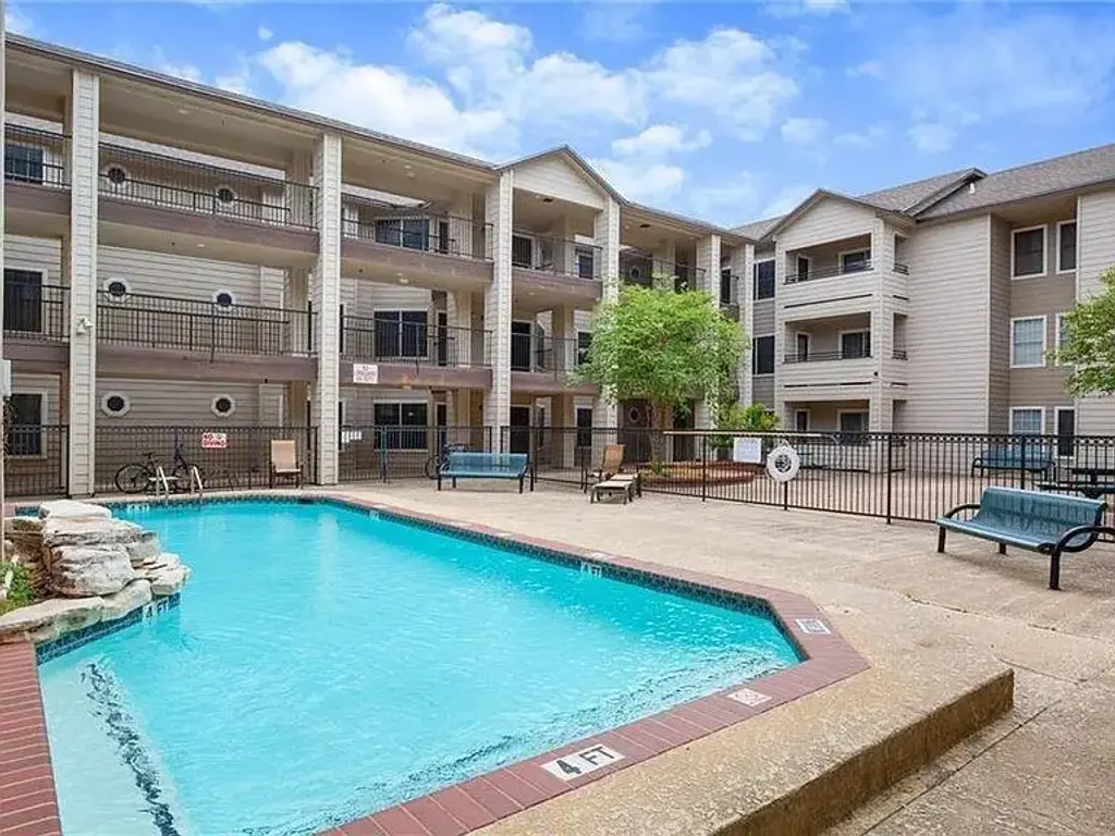 501 W 26th Street 109, Austin