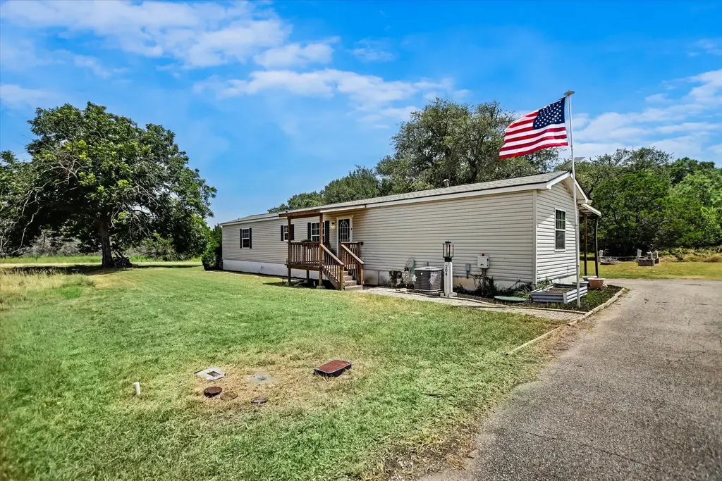 204 40th Street, Horseshoe Bay